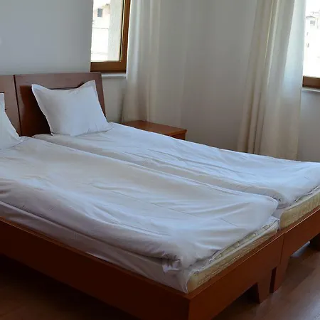 Magernica 4